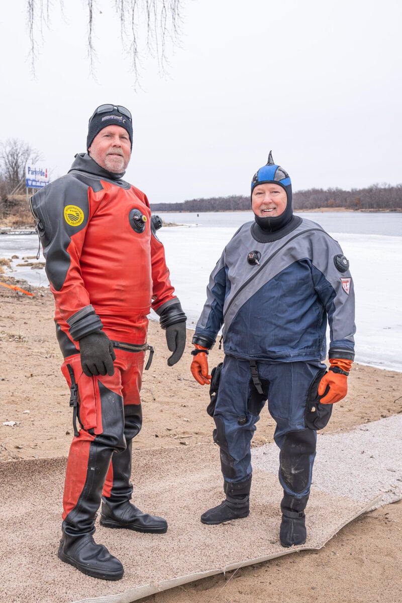 Dive Team scaled - Great River Homes